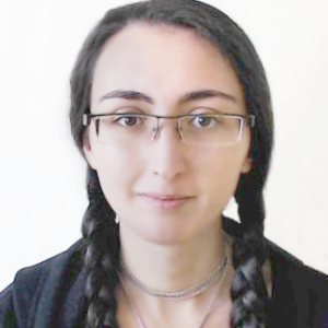 Maya - Prof de bureautique - Compiègne