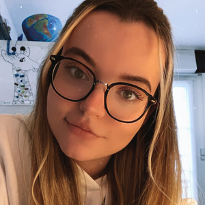 Kelly - Prof d'aide aux devoirs - Chessy