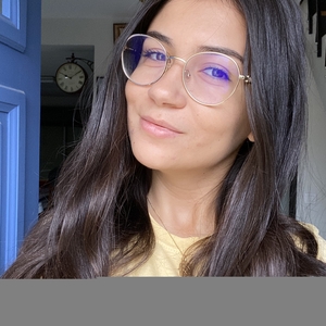Inès - Prof de préparation bac scientifique - Paris