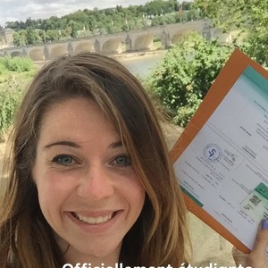 Elene - Prof d'histoire - Tours