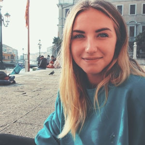 Laura - Prof d'anglais - Mende
