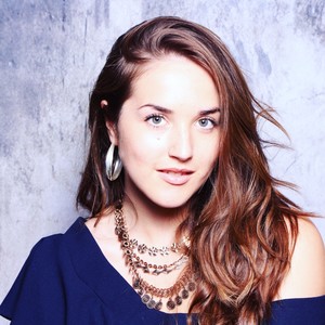 Jade - Prof de photoshop - Oullins