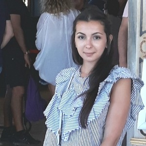 SARAH - Prof de physique - chimie - Paris