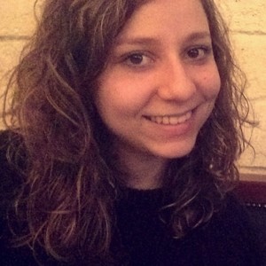 Ludmilla - Prof d'économie - Corbeil-Essonnes