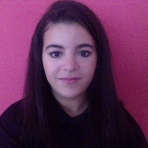 Amina - Prof de maths - Genève
