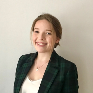 Elise - Prof de droit civil - Paris