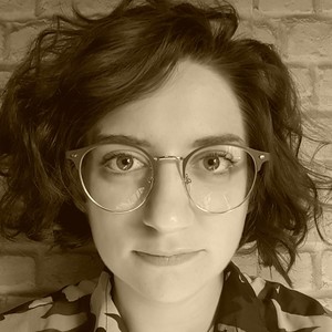 Magali - Prof de droit - Caen