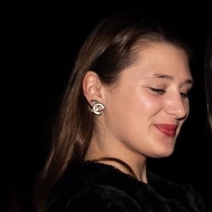 Pauline - Prof d'aide aux devoirs - Bretigny