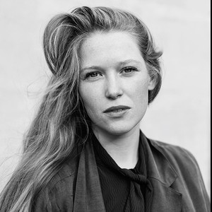 Hélène - Prof de droit civil - Paris