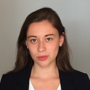 Anouk - Prof de droit civil - Paris