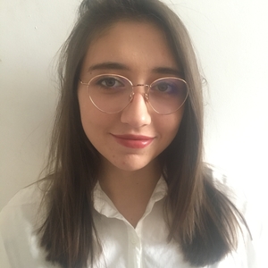 Amélie - Prof de maths - Paris