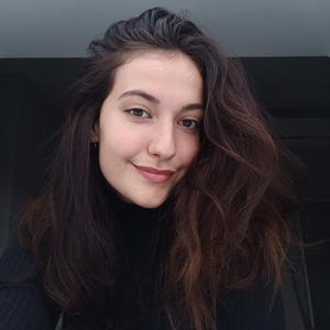 Romane - Prof d'aide aux devoirs - Fondettes