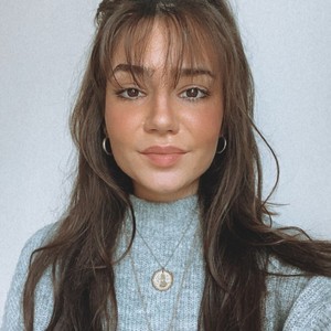 Emeline - Prof de français - Paris