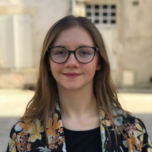 Romane - Prof de soutien scolaire - Paris