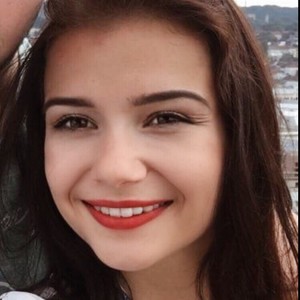 Alina - Prof d'anglais - Poitiers