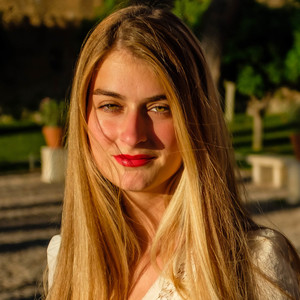 Carla - Prof de droit civil - Paris 17e