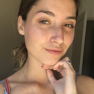 Chloé - Prof d'aide aux devoirs - Bordeaux