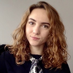 Roxane - Prof d'aide à la rédaction de cv - lettre de motivation - Grenoble