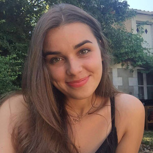 Eléonore - Prof d'aide aux devoirs - Poitiers
