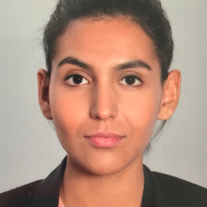 Samya - Prof de français - Tours