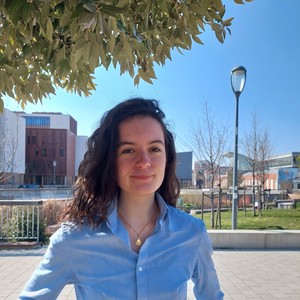 Léa - Prof de maths - Fitilieu