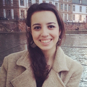 Ecem Nur - Prof d'anglais - Paris
