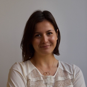 Camille - Prof de droit - Paris