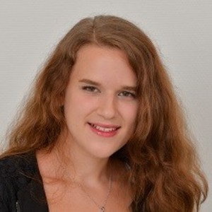 Clara - Prof d'aide aux devoirs - Antony