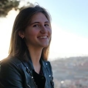 Léa - Prof d'économie - Paris