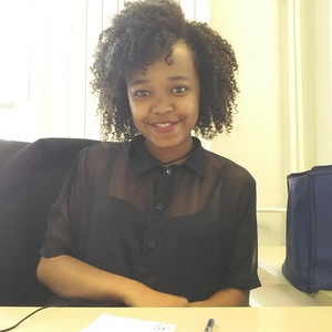 Larissa - Prof d'initiation informatique - Paris