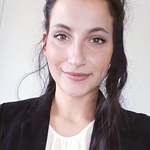 Yosra - Prof d'arabe - Dijon