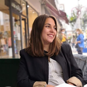 Romane - Prof de français - Outreau