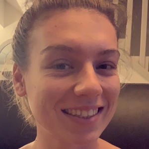 Léa - Prof d'aide aux devoirs - Piton Saint-Leu