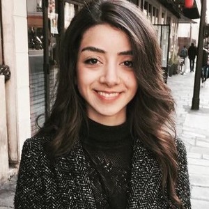 Nahla - Prof de maths - Antony