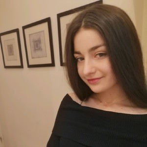 Laura - Prof de maths - Nice