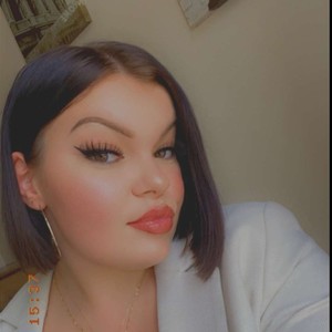 Emma - Prof d'anglais - Angers