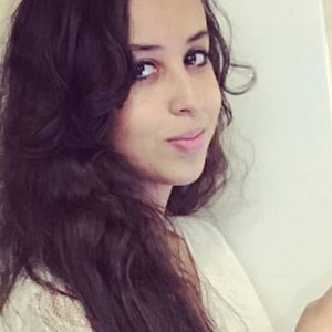 Mounia - Prof d'aide aux devoirs - Montreuil