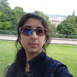 Mélanie - Prof de maths - Ermont