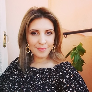 Anna - Prof de français - Paris