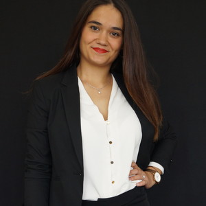 Sandra - Prof d'anglais - Guénange
