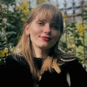 Magdalen Marie-Céline - Prof d'anglais - Yerres
