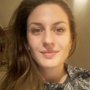 Alice - Prof de français - Paris