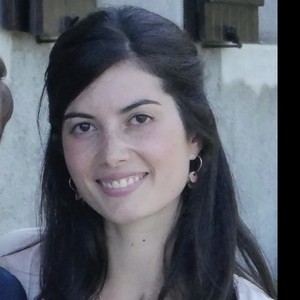 Nora - Prof de latin - Quintal