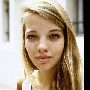 Emma - Prof de français - Royan