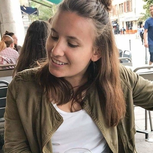 Emma - Prof de maths - Charnècles