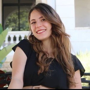 Amina - Prof de maths - L'Haÿ-les-Roses