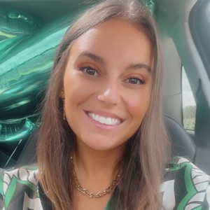 Laurianne - Prof d'aide aux devoirs - Roost-Warendin