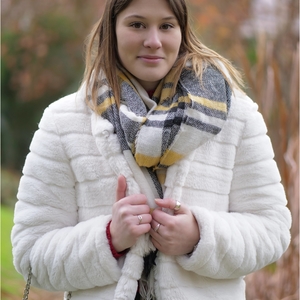 Angélique - Prof d'aide aux devoirs - Artigues-près-Bordeaux