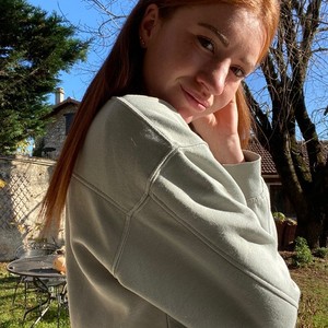 Ellen - Prof de français - Grenoble