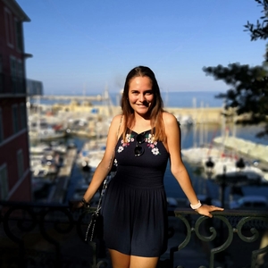 Amelie - Prof de maths - Colomars